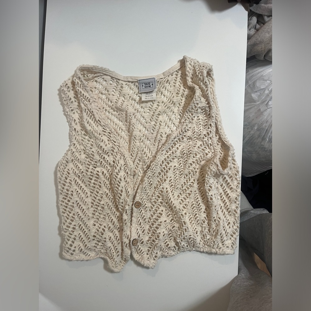 Cardigan mesh/knit white buttons